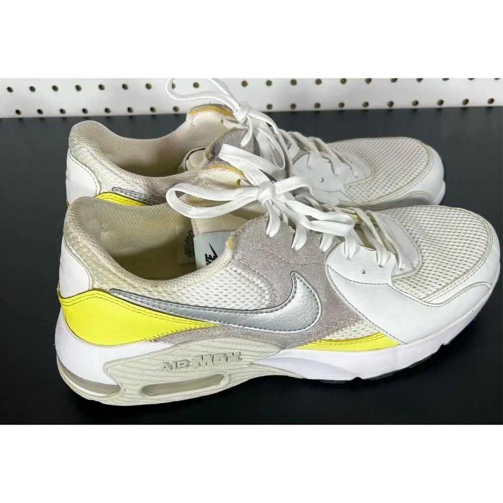 Nike Air Max excee sneakers size 9